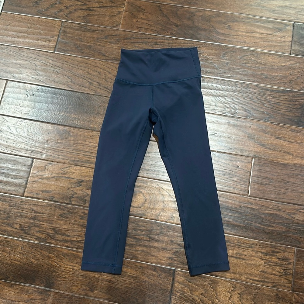 Navy Lululemon Align leggings!